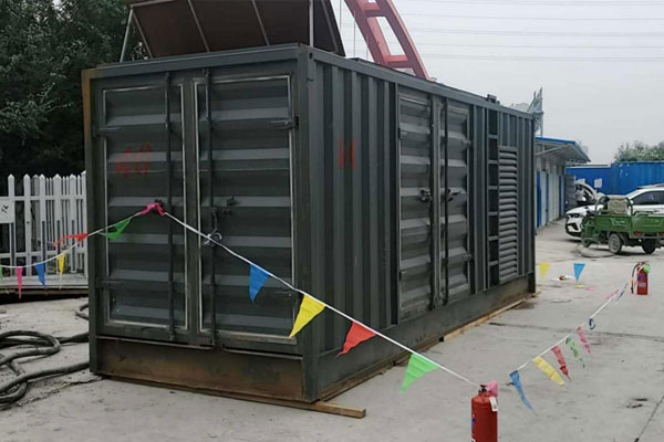 万秀发电机租赁空气滤清器多久更换一次？