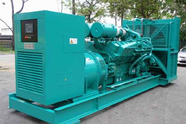 万秀柴油发电机组电压不稳定怎样维修？