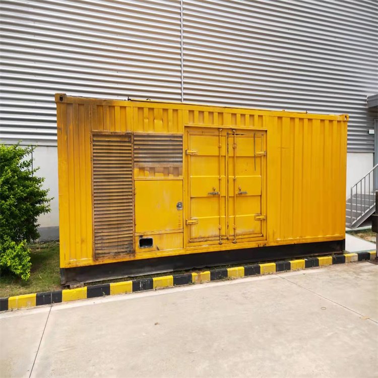 万秀柴油发电机组在冬季启动前如何对燃油系统进行预热？