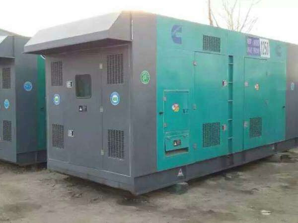 万秀合同中关于工期延误的责任如何界定和处理？